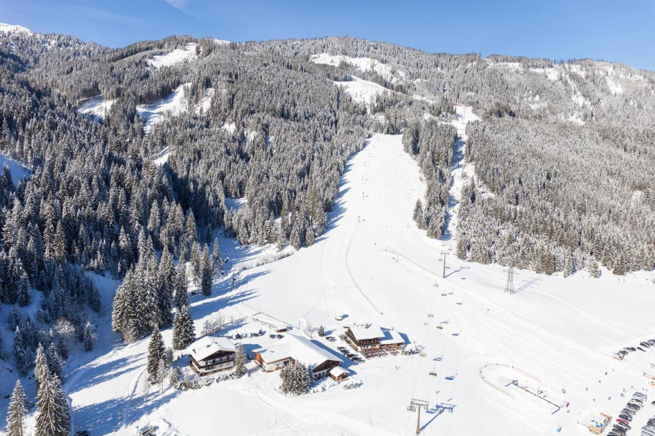 Walchauhof Hotell Flachau Exteriör bild