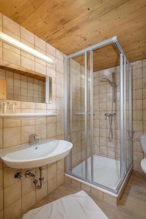 Walchauhof Hotell Flachau Exteriör bild